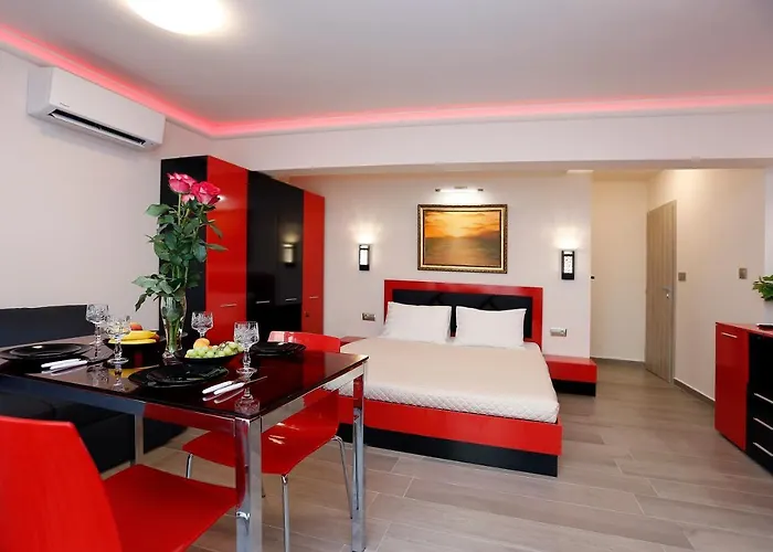 Deluxe 2 Center * Burgas